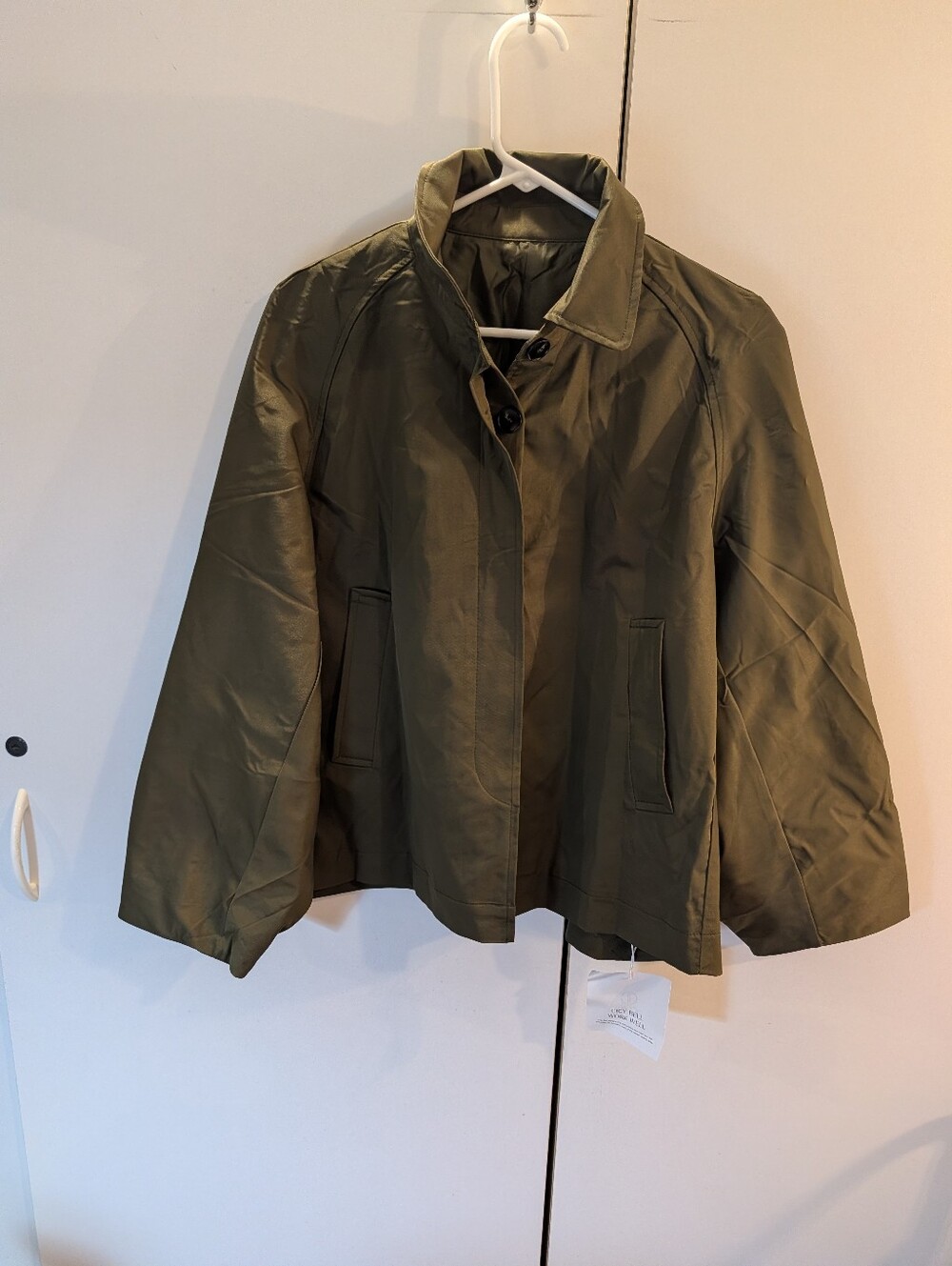 Cicy Bell Women’s Medium Olive Green Lightweight Jacket